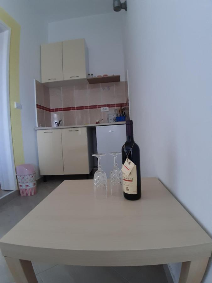 Apartments Snezana Бар Экстерьер фото